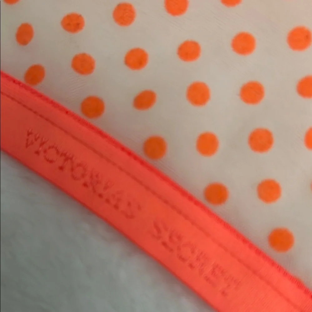 Victory secret Orange Molded Cup Bra - Picture 4 of 4